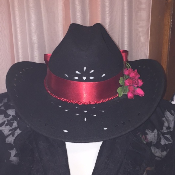 Nancy Hughes Valentines Cowgirl Hat - Picture 4 of 13
